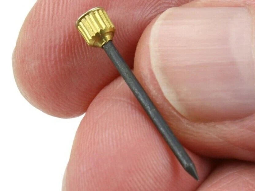 Hardened Picture Pins 26mm – Knurled Brass Head, Pack of 25 - image 2