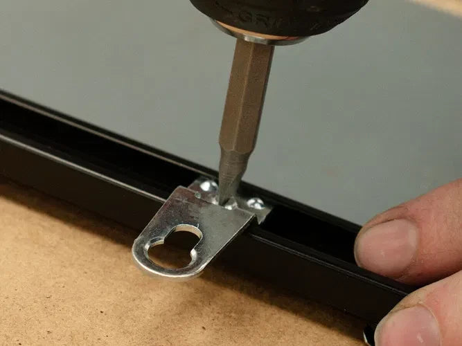 Euro Style Hangers Keyhole Extruded Aluminium Channel Metal Picture Frames – product image 3
