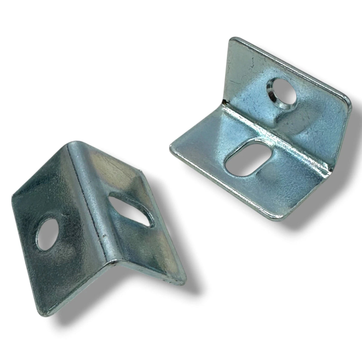 Häfele Horizontal-Slot Right-Angle Brackets – 17mm – product image 4