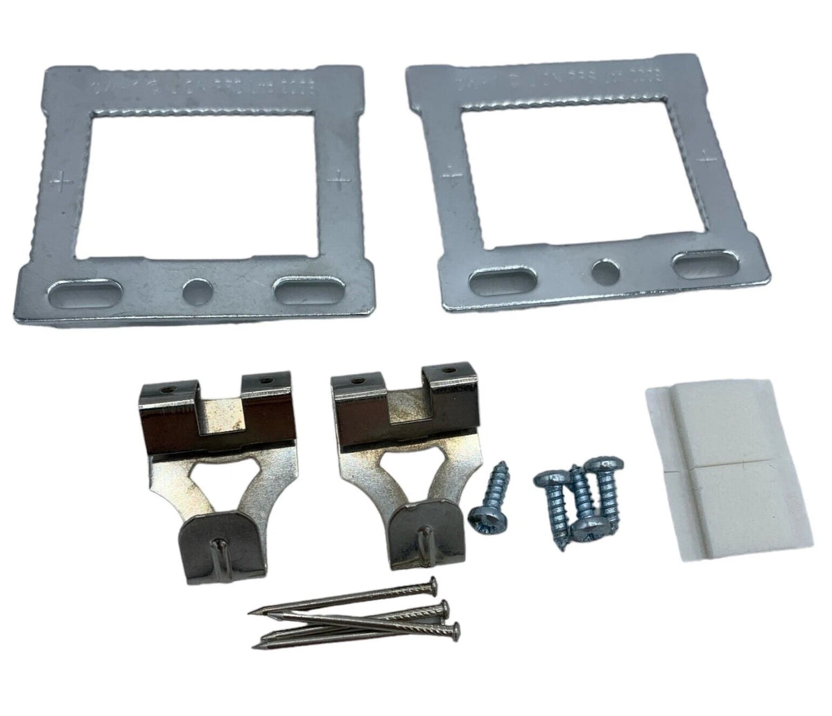 Canvas Floater Frame Hanging Kit – Silver CWH Hangers & Fixings – product image 1