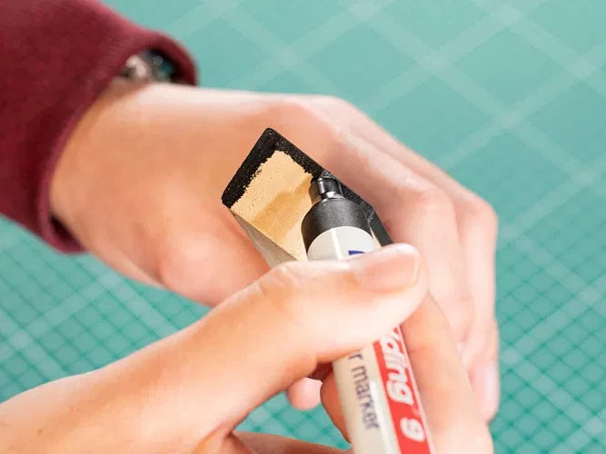 Marker Pens Black EDDING 9 Colour - Touch Up Frame Moulding Mitre before joining – product image 4